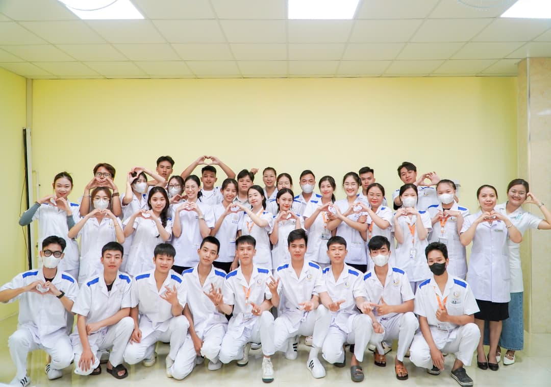 ĐIỀU KIỆN ĐỂ CÓ THỂ TRỞ THÀNH TÂN SINH VIÊN CAO ĐẲNG Y-DƯỢC VIỆT NAM